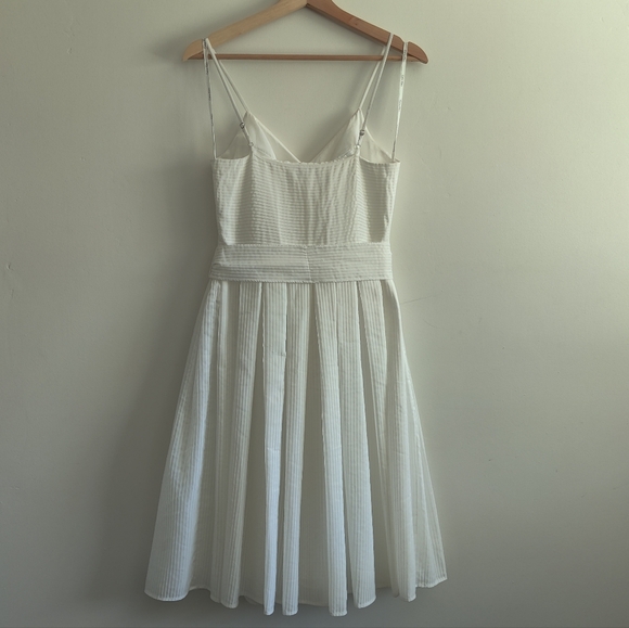 CALVIN KLEIN White Strappy A-line V-Neck Pleated Cocktail Dress Size Small - Picture 9 of 14
